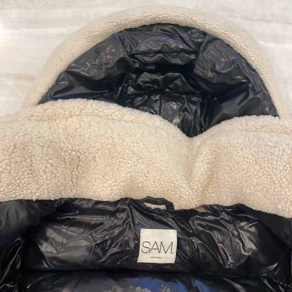 Sam Gigi shearling trim down Black Puffer Jacket - Picture 4 of 9